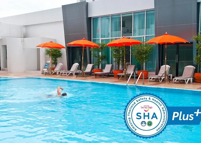 Hotel Avana And Convention Centre Sha Extra Bangkok