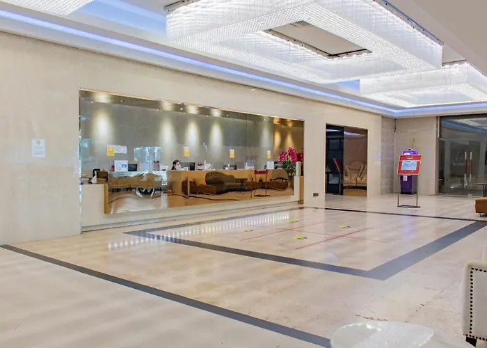 Hotel Avana And Convention Centre Sha Extra Bangkok