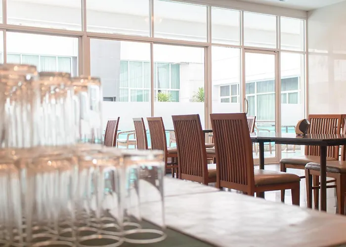 Hotel Avana And Convention Centre Sha Extra