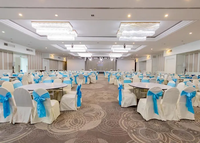 Avana And Convention Centre Sha Extra 5* Bangkok
